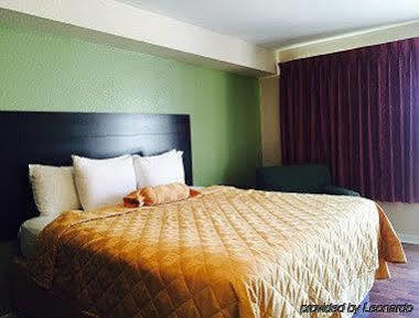 Executive Inn & Kitchenette Suites-إيغل باس المظهر الخارجي الصورة